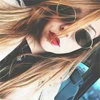 photo de profil du designer Lara