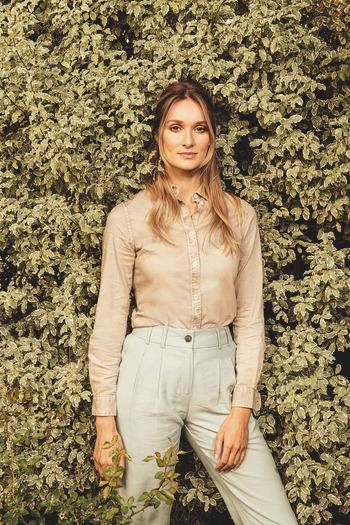 Bio-Gewaschenes Damenhemd | 100% Bio-Twill-Baumwolle | Stickerei und Flock