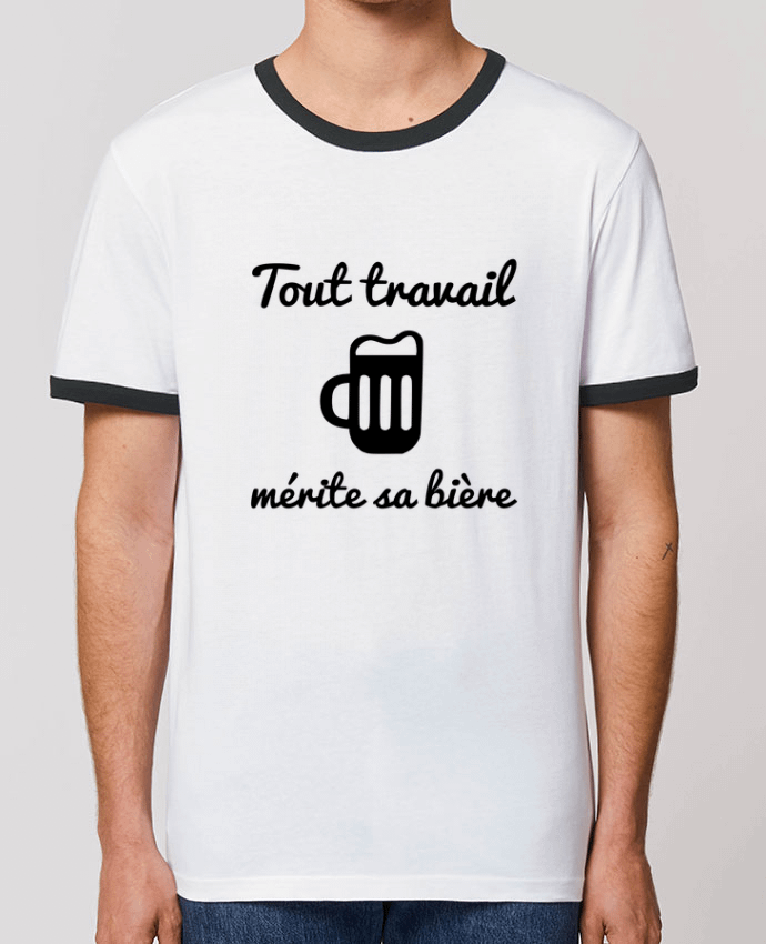 CAMISETA BORDES EN CONTRASTE UNISEX Stanley RINGER Tout travail mérite sa bière, humour, citations por Benichan