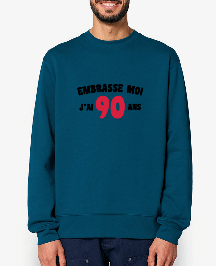Sweat-shirt Embrasse moi j'ai 90 ans Par tunetoo