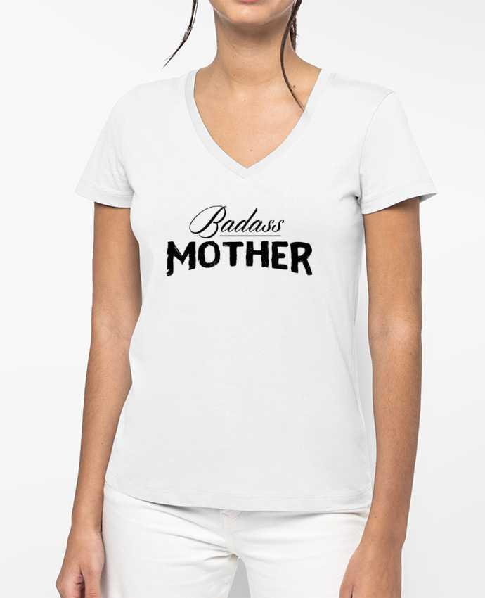 T-shirt femme col V Badass Mother par tunetoo