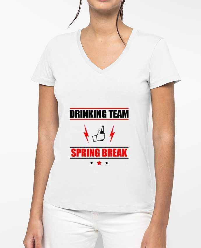 T-shirt femme col V Drinking Team Spring Break par Benichan
