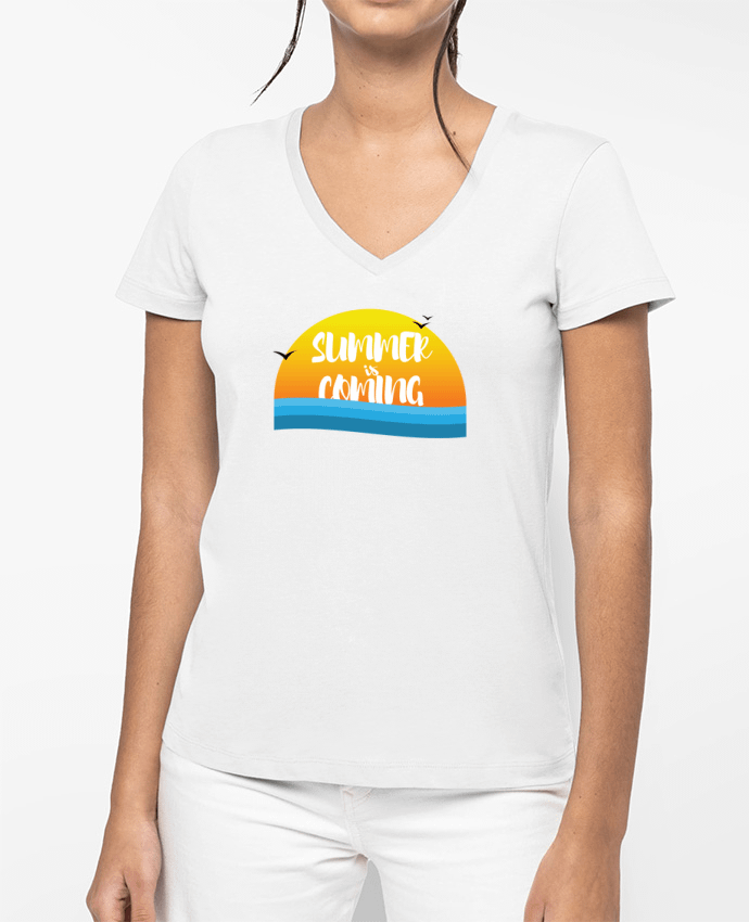 T-shirt femme col V Summer is coming par tunetoo