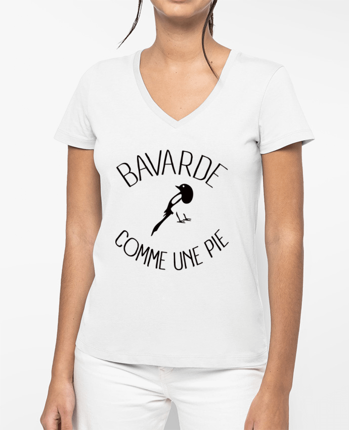 T-shirt femme col V Bavarde comme une Pie par Freeyourshirt.com