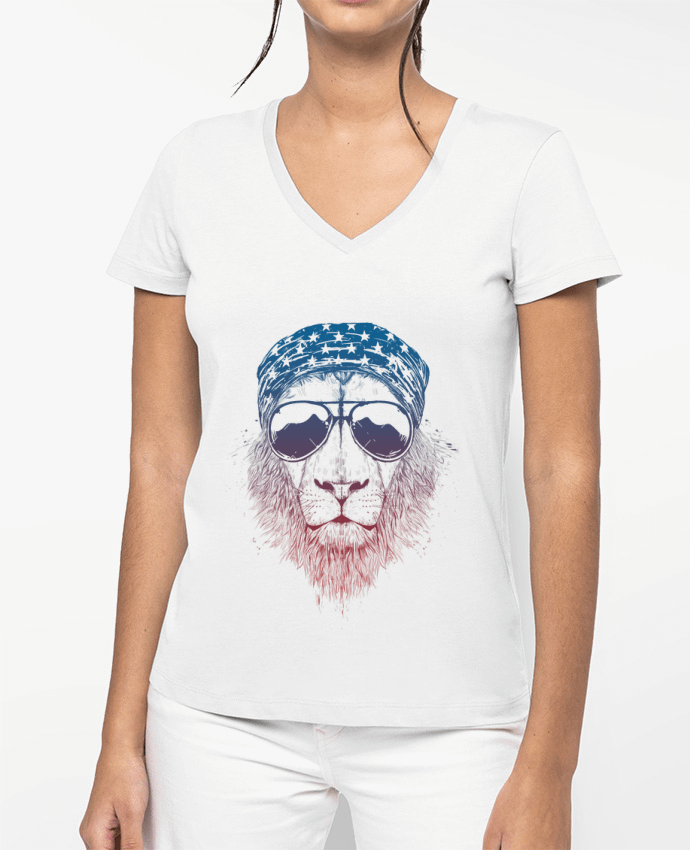 T-shirt femme col V Wild lion par Balàzs Solti