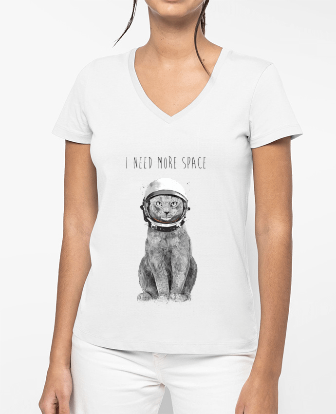 T-shirt femme col V I need more space par Balàzs Solti