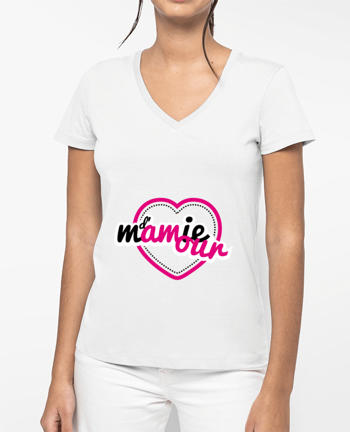 T-shirt femme col V Mamie d'amour par GraphiCK-Kids