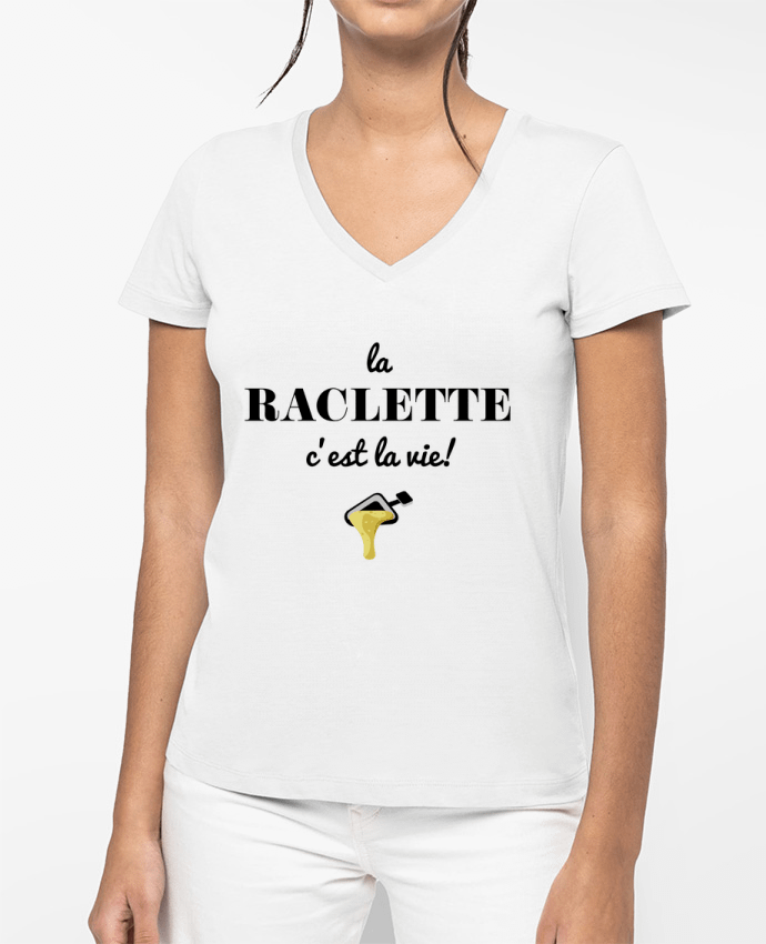 T-shirt femme col V La raclette c'est la vie par La boutique de Laura