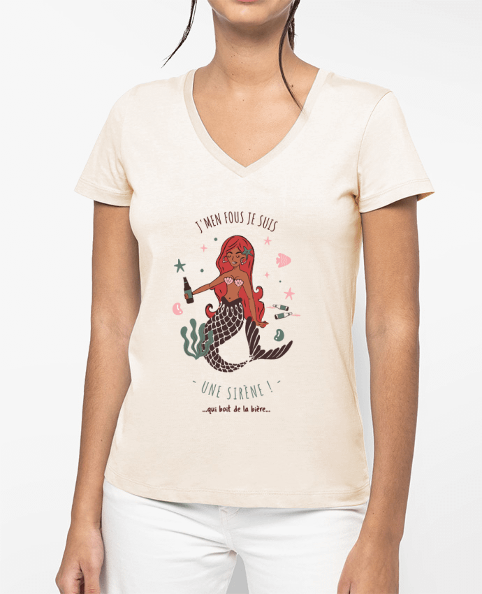 T-shirt femme col V Je m'en fous je suis une sirène qui boit de la bière par La boutique de Laura