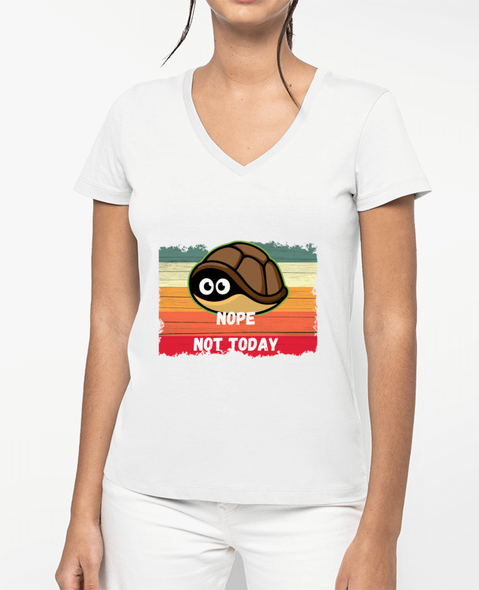 T-shirt femme col V Tortoise Nope Not today par Cheerocki
