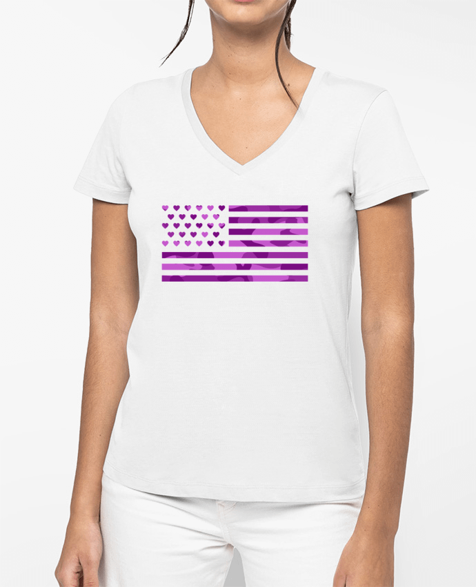 T-shirt femme col V Love army par Lamouchenoire