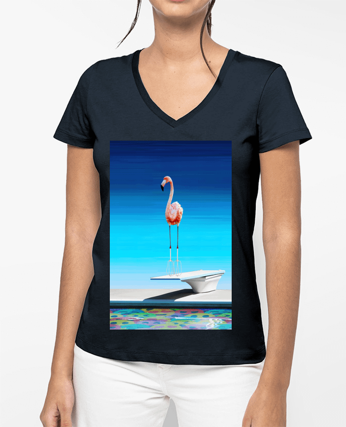 T-shirt femme col V Flamingo at the pool par MagicDesign