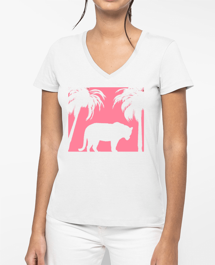 T-shirt femme col V Jungle rose par Les Caprices de Filles