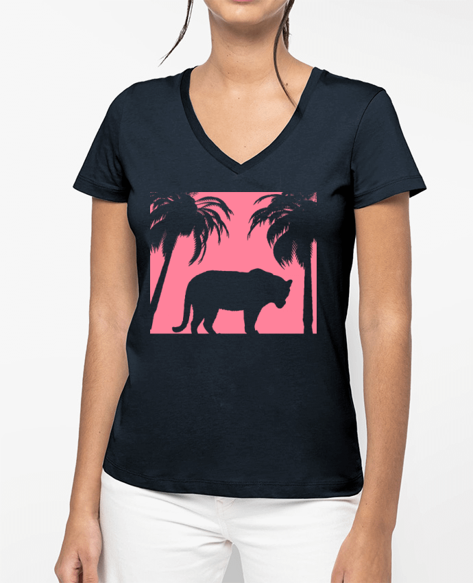 T-shirt femme col V Jungle rose par Les Caprices de Filles