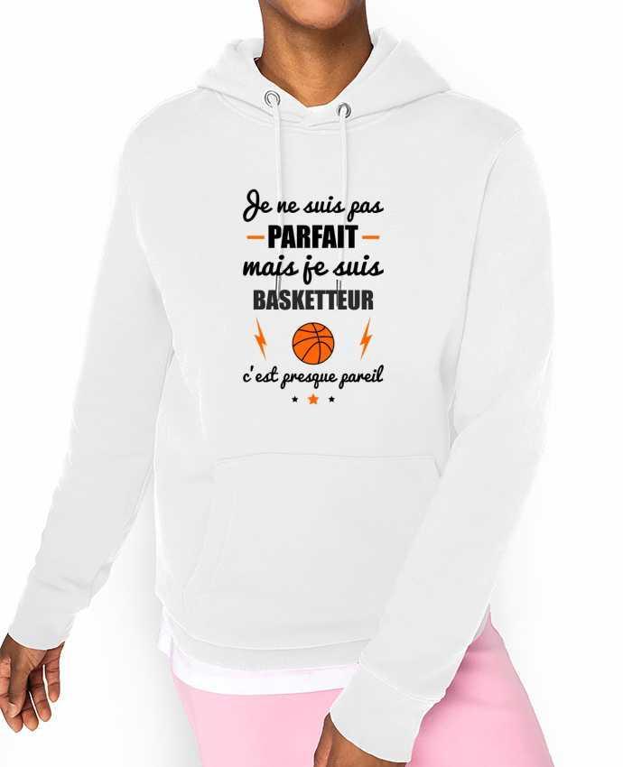 Hoodie Je ne suis pas parfait mais je suis basketteur c'est presque pareil Par Benichan