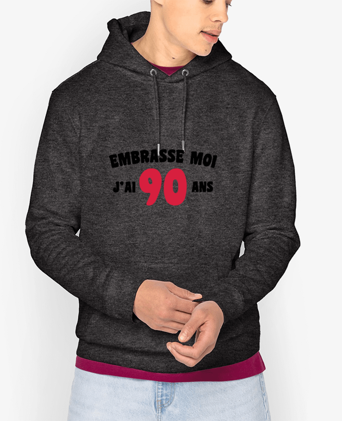 Hoodie Embrasse moi j'ai 90 ans Par tunetoo