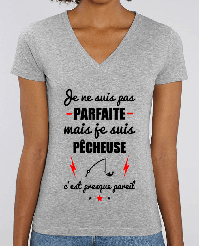 Women V-Neck T-shirt Stella Evoker Je ne suis pas byfaite mais je suis pêcheuse c'est presque byeil Par  Benichan