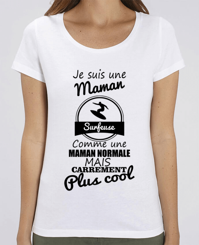 Camiseta Essential pora ella Stella Jazzer Je suis une maman surfeuse comme une maman normale mais carrément plus cool por Benich