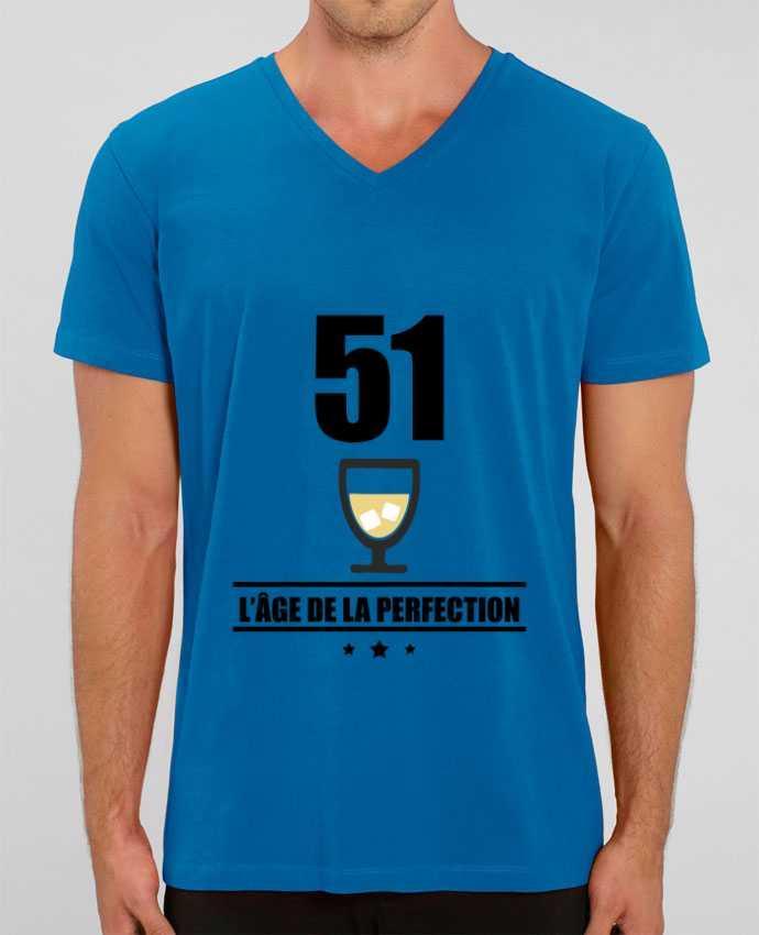 Tee Shirt Homme Col V Stanley PRESENTER 51 ans, âge de la perfection, pastis, anniversaire by Benichan