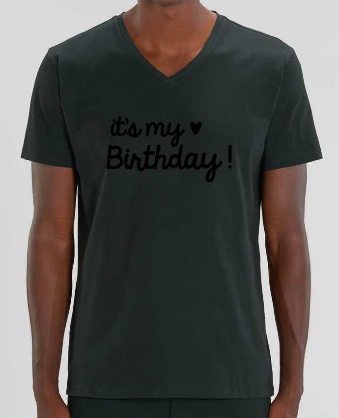 Men V-Neck T-shirt Stanley Presenter it's my birthday cadeau by Original t-shirt